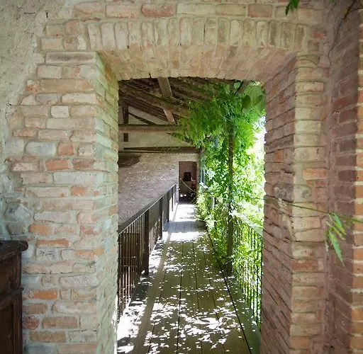 Çiftlik konaklama Dei Melograni